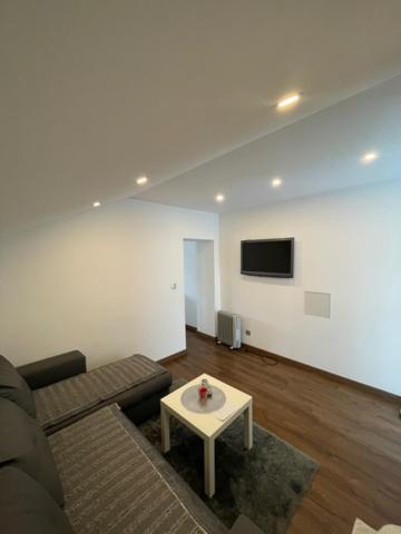 Studio Privee Vesoul -Wifi,Tv,Clim,Parking Gratuit Zewnętrze zdjęcie