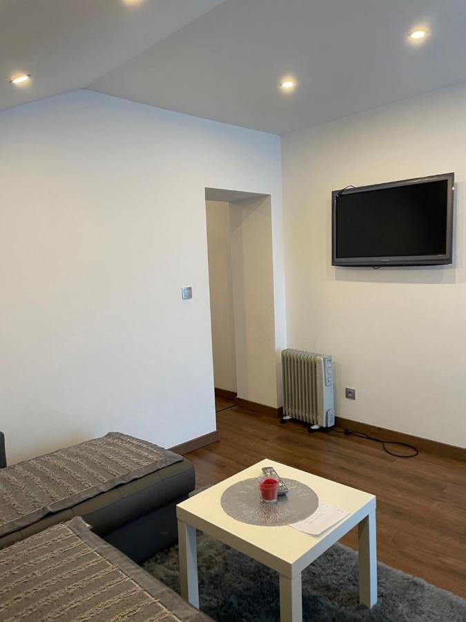 Studio Privee Vesoul -Wifi,Tv,Clim,Parking Gratuit Zewnętrze zdjęcie